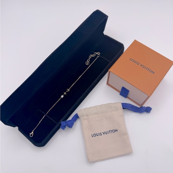 Louis Vuitton Petit Louis Bracelet - Picture 9 of 10
